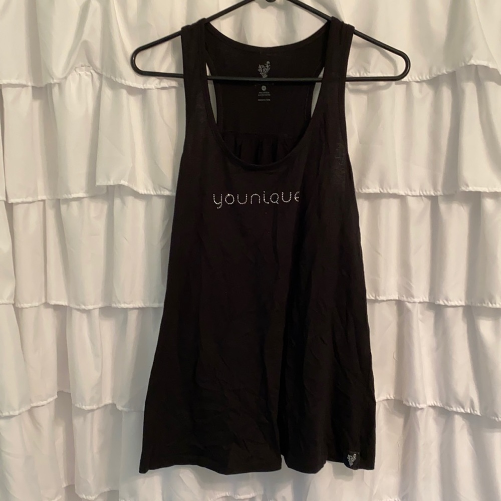 Younique Tank